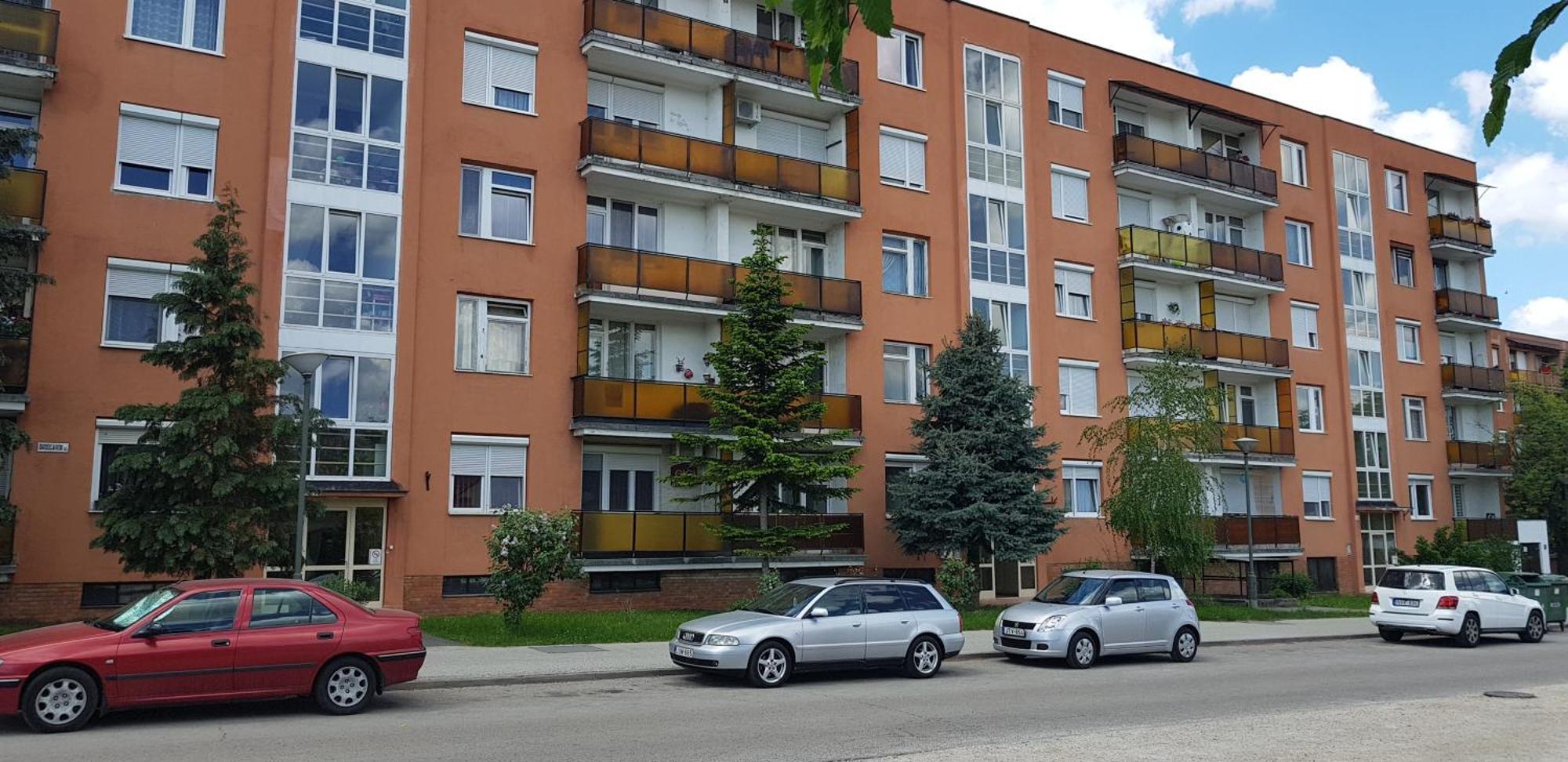 Veszprem Kucko Apartment ภายนอก รูปภาพ